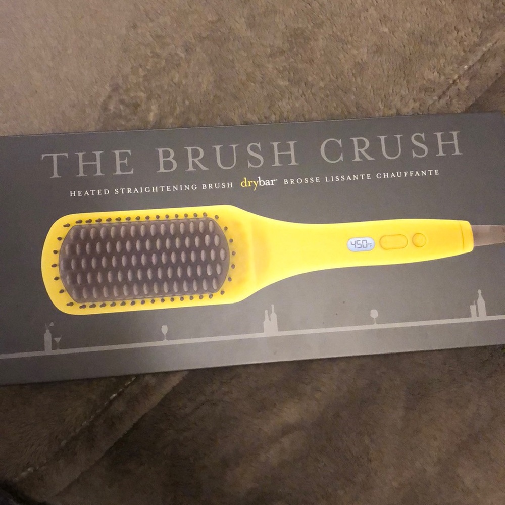 Drybar Brush Crush
